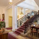 Hotel Belle Epoque
