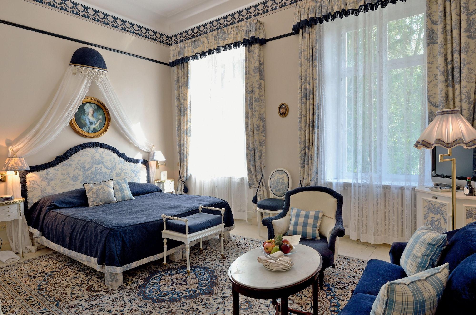 Belle Epoque Hotel 4*