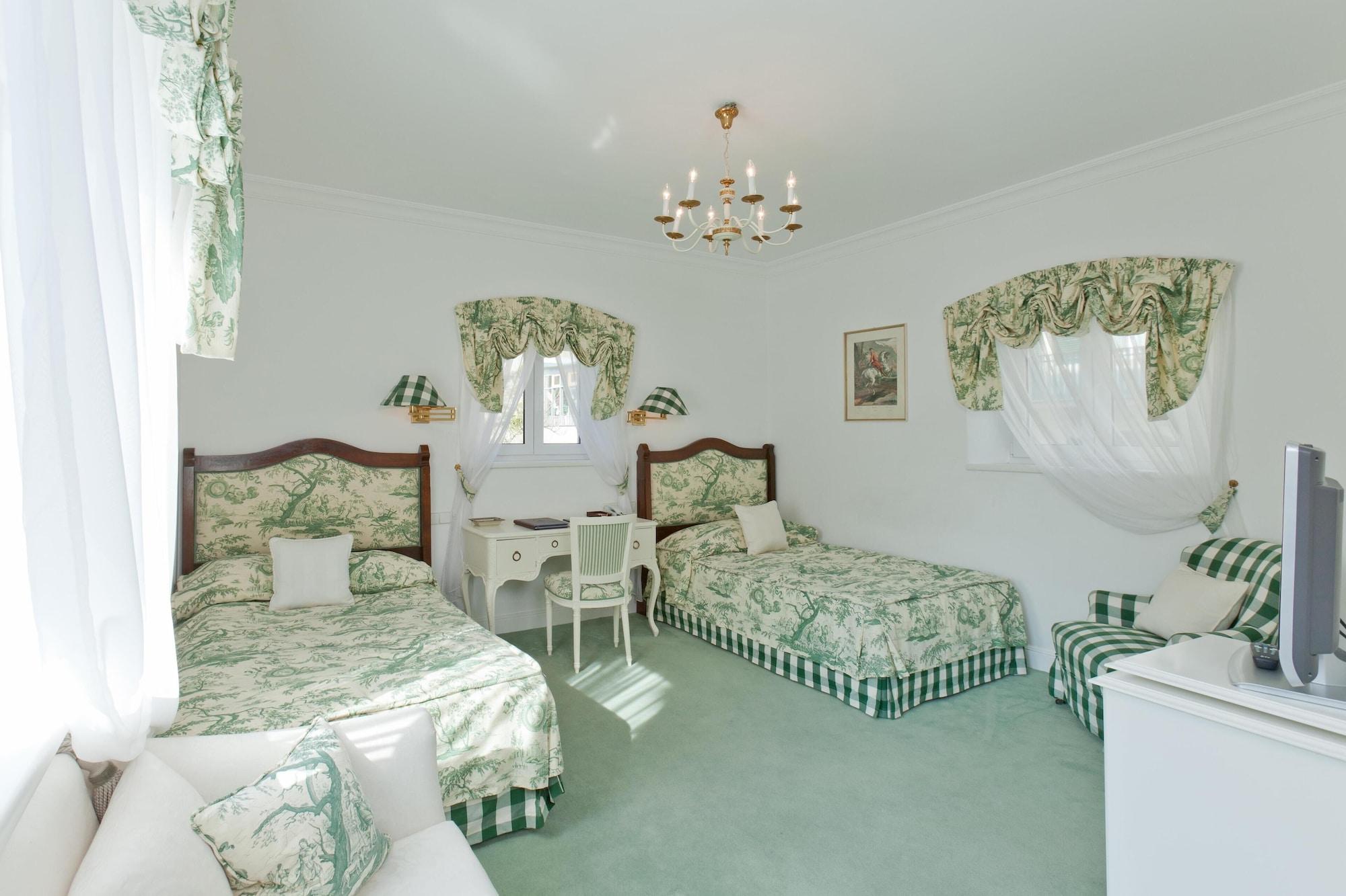 Hotel Belle Epoque